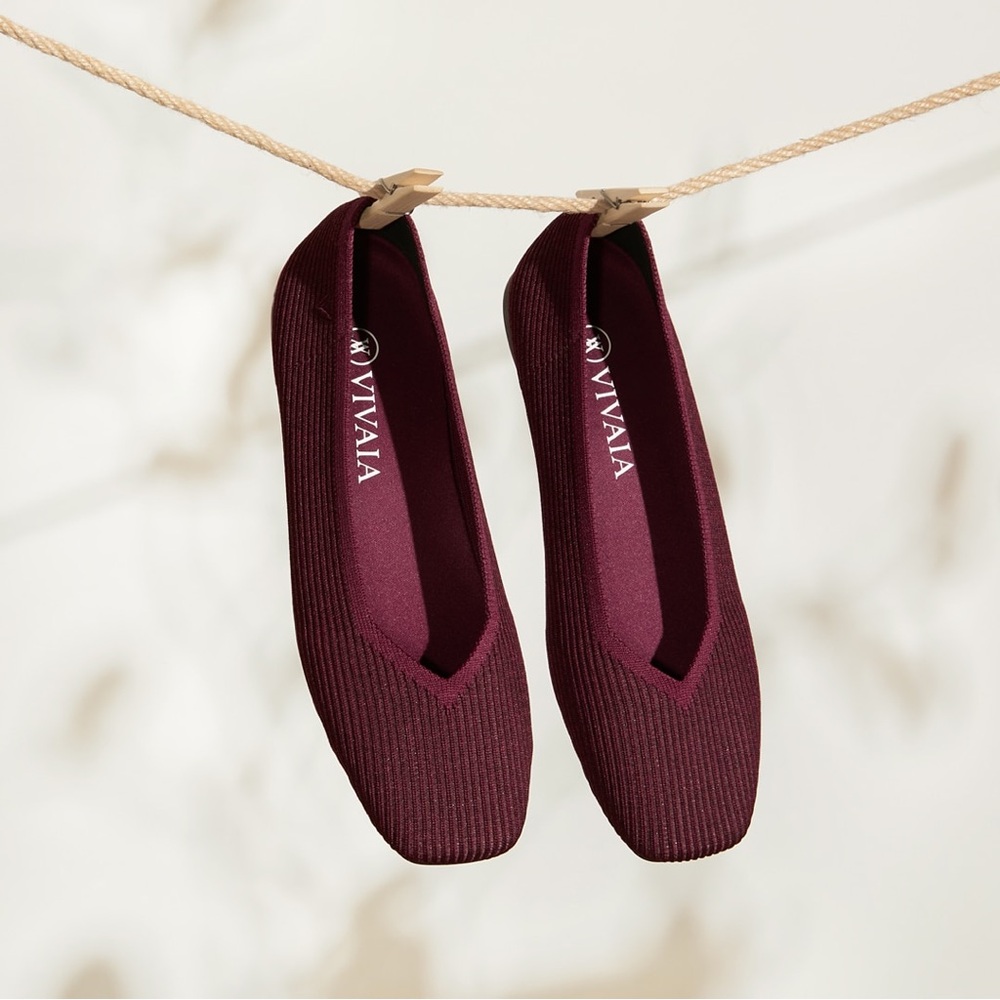 Vivaia Square-Toe V-Cut Flats Burgundy Washable Knit Ballet Flat Women's Size 39